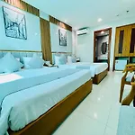 Ken Hotel